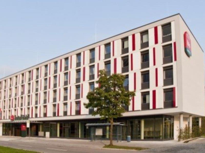 Ibis Hotel Muenchen City West Екстериор снимка